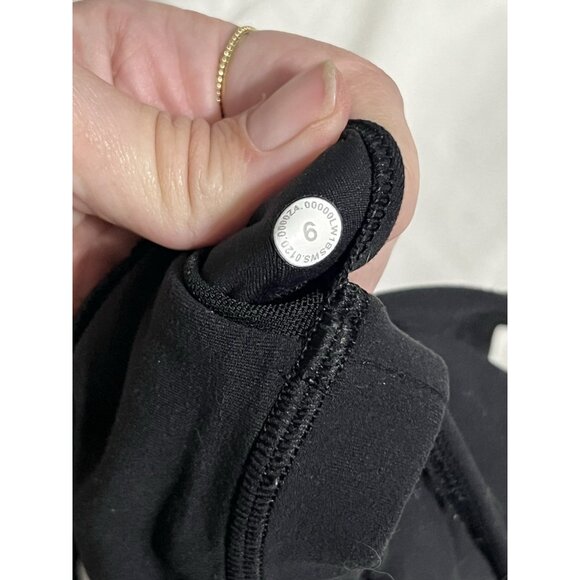 Lululemon Black Align Tank Size 6 - Picture 7 of 11